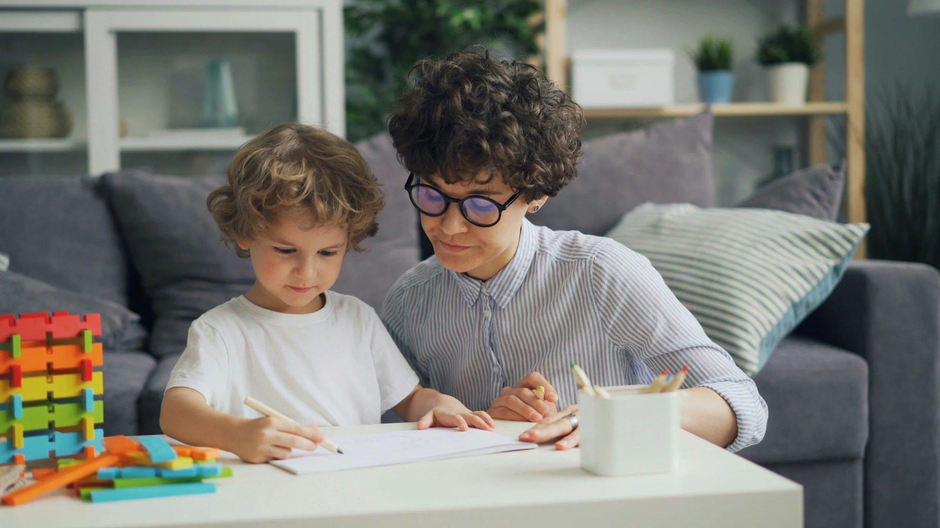 Tem filhos? Saiba como preencher o IRS e maximizar as deduções